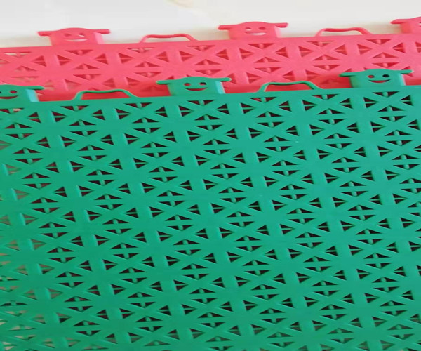 懸浮拼裝地板生產(chǎn)設(shè)備 懸浮拼裝地板生產(chǎn)設(shè)備